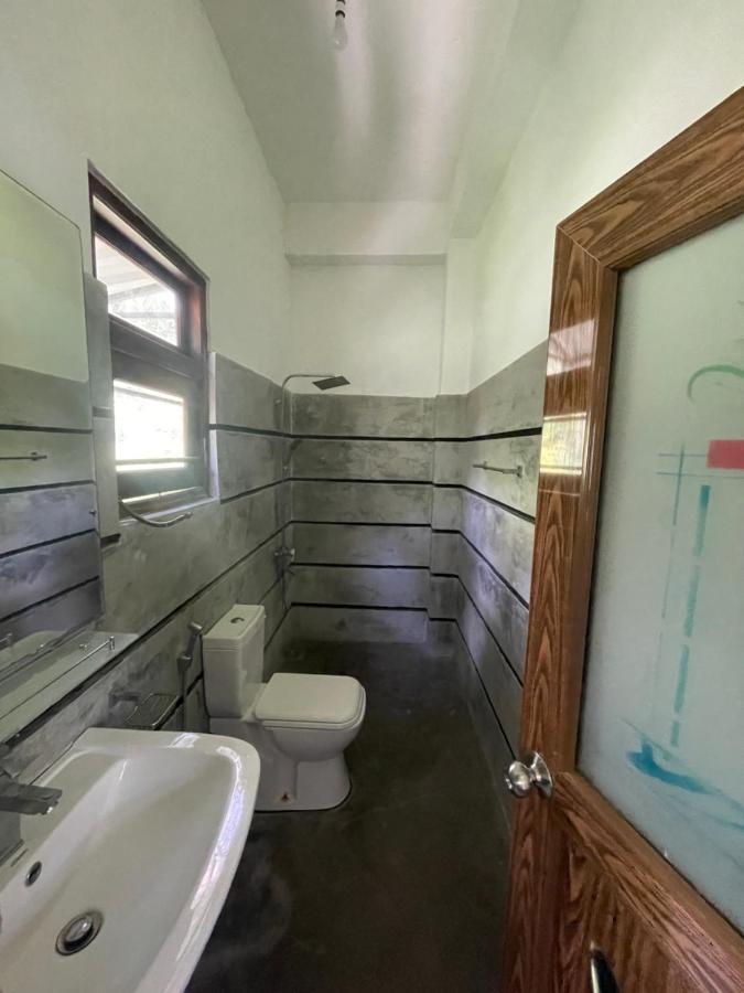 Habaraduwa Central Why Not Mansionホステル エクステリア 写真